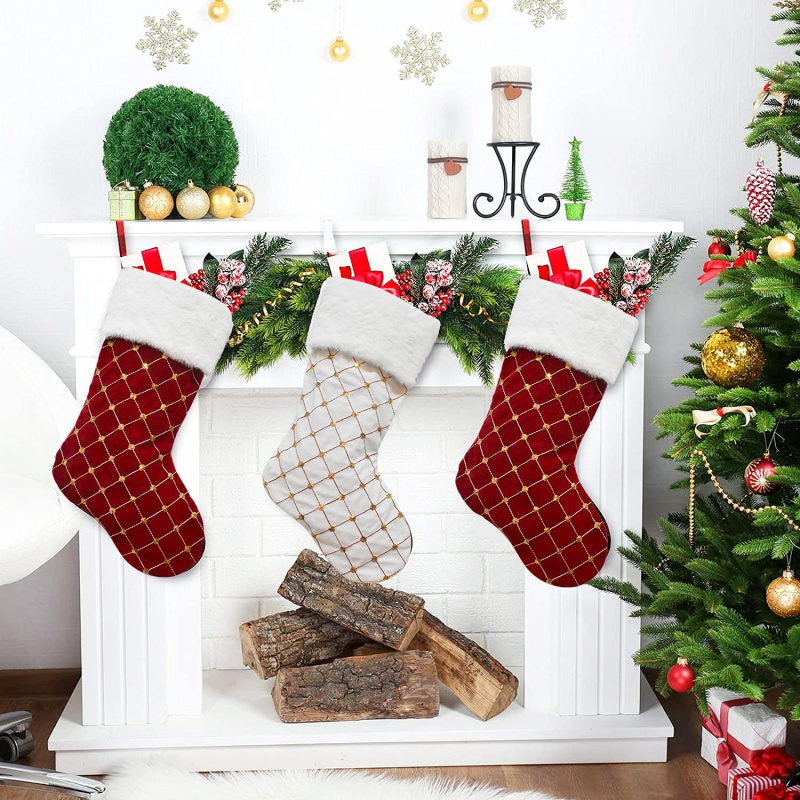 Christmas Stocking Hanging - Bas de noël en fausse fourrure